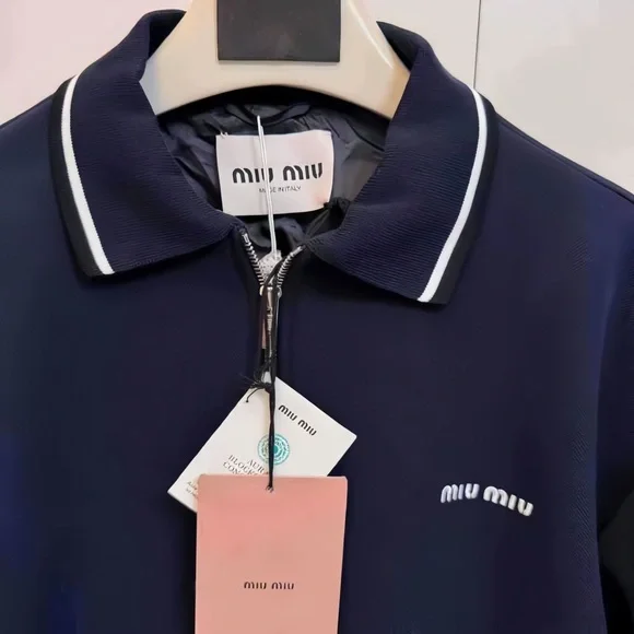 MIUMIU SS25 Knit Cotton Logo Fitted Jacket for Women - Picture 3 of 4